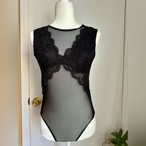 NWT Women Sexy Lace Bodysuit Jumpsuit See Through Mesh - Size Medium